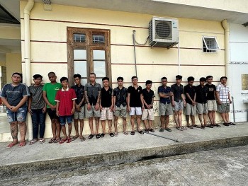 Đồng Nai: Khởi tố 14 đối tượng dàn trận hỗn chiến trong đêm ở Định Quán