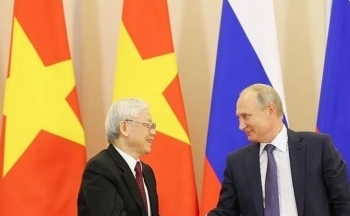 Thư mừng kỷ niệm 30 năm ngày ký hiệp ước về quan hệ hữu nghị Việt Nam-Liên bang Nga