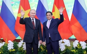 Thủ tướng Phạm Minh Chính hội kiến Tổng thống Nga Vladimir Putin