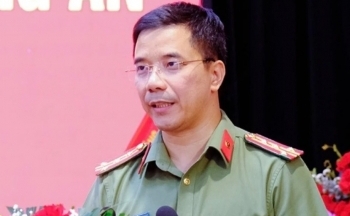 Bộ Công an trao quyết định cho tân Giám đốc Công an tỉnh Đồng Nai