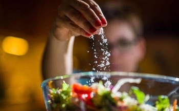 Ăn mặn gây hại cho cơ thể thế nào?