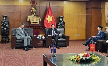 Thứ trưởng Nguyễn Hoàng Long tiếp Đại sứ Đặc mệnh toàn quyền Iceland tại Việt Nam