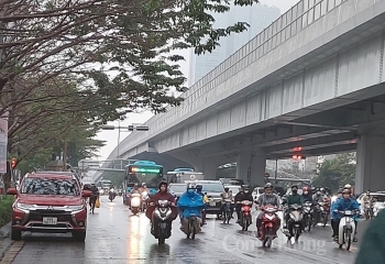 Dự báo thời tiết Hà Nội hôm nay 4/7/2024: Hà Nội mưa dông, đề phòng dông tố, lốc, sét