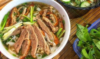 “Phở vịt quay” - món ngon không thể bỏ lỡ khi đến Cao Bằng