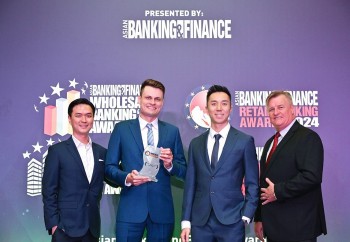 Thẻ tín dụng Home Credit Việt Nam nhận giải thưởng từ Asian Banking & Finance