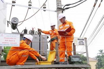 Phú Thọ tuyên truyền sử dụng tiết kiệm điện, kiểm soát hóa đơn tiền điện tăng cao