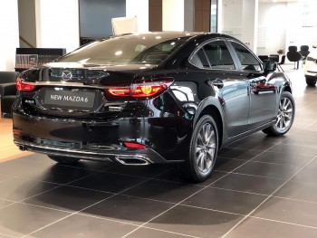 Xôn xao phiên bản đắt nhất ô tô Mazda6 dừng bán ở Việt Nam