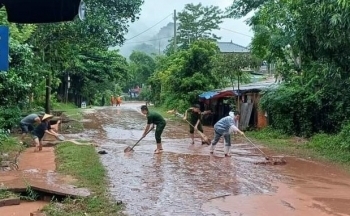 Hòa Bình: Tập trung khắc phục hậu quả sau mưa lũ, ổn định đời sống nhân dân
