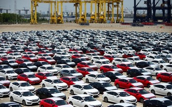 Việt Nam chi 1,7 tỷ USD nhập khẩu ô tô nguyên chiếc