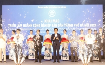 Khai mạc Triển lãm kết nối, xúc tiến đầu tư, giao thương ngành công nghiệp bán dẫn Hà Nội 2024