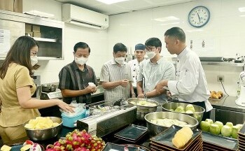 Hà Nội: Kiểm tra trên 35.000 cơ sở dịch vụ ăn uống, 15% cơ sở vi phạm