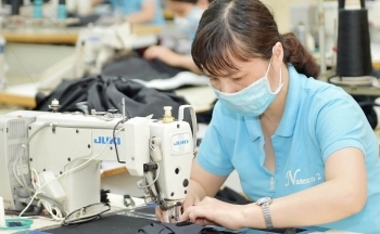Ngành dệt may: Nâng cao năng suất, hóa giải sức ép chi phí nhân công