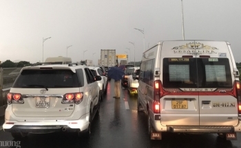 Cập nhật tình hình cao tốc ùn ứ hướng về Hà Nội chiều 18/8