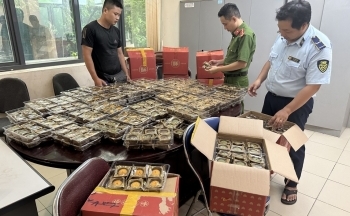 Tổng cục Quản lý thị trường yêu cầu tăng cường kiểm tra chất lượng hàng hoá dịp Trung thu 2024
