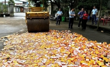 Doanh nghiệp gửi thư cảm ơn Quản lý thị trường vụ phát hiện 11.200 chiếc bugi NGK giả mạo