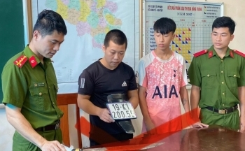 Khởi tố, bắt tạm giam nhóm đối tượng cố ý gây thương tích, khoe chiến tích trên mạng