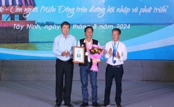 Thu hồi Huy chương Vàng tại Liên hoan ảnh nghệ thuật khu vực Đông Nam Bộ