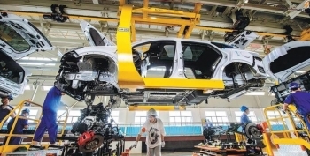 Tổng cục Thuế yêu cầu các địa phương triển khai giảm 50% lệ phí trước bạ ô tô