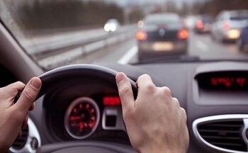 Đề xuất tăng thời hạn giấy khám sức khỏe lái xe lên 12 tháng