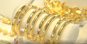 Giá vàng hôm nay 12/04/2025: Tiếp tục chuỗi 3 ngày phá đỉnh