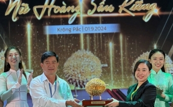 Đắk Lắk: Bán đấu giá 3 trái sầu riêng thu về gần 2,6 tỷ đồng