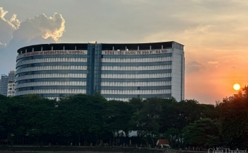 Dự án bệnh viện quốc tế 50 triệu USD trên 'đất vàng' bị bỏ hoang giữa lòng Hà Nội