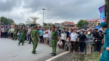 Vụ sập cầu Phong Châu: “Chúng tôi như từ cõi chết trở về”