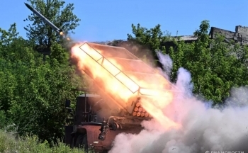 Mỹ quên bản đồ căn cứ quân sự trên xe chiến đấu gửi tới Ukraine; không ai cần xung đột hạt nhân