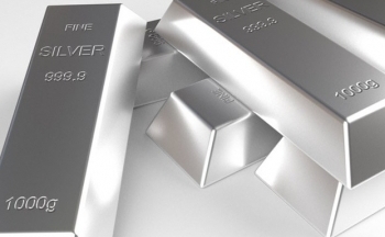 Giá bạc hôm nay 15/9/2024: Bạc thế giới tăng ấn tượng hơn 4%