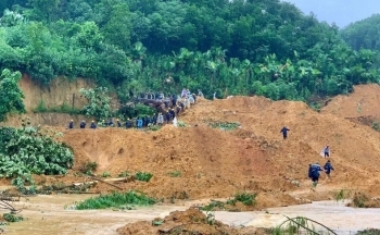 Bộ Giáo dục và Đào tạo ưu tiên hỗ trợ sinh viên bị thiệt hại sau bão số 3