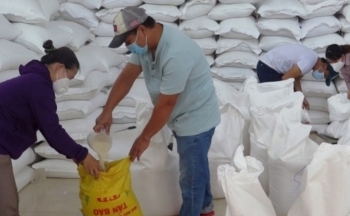 Xuất cấp lương thực, vật tư, hóa chất khử khuẩn cho các địa phương khắc phục cơn bão số 3