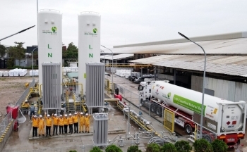 PV GAS cung cấp LNG cho khách hàng đầu tiên tại miền Bắc từ chuyến hàng LNG vận chuyển bằng đường sắt