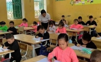 Bộ Giáo dục và Đào tạo: Không gây áp lực, quá tải học tập cho học sinh ảnh hưởng bão lũ