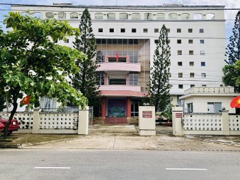 Phú Yên: Vì sao Sở Giáo dục và Đào tạo im lặng trước các kiến nghị của nhà thầu?