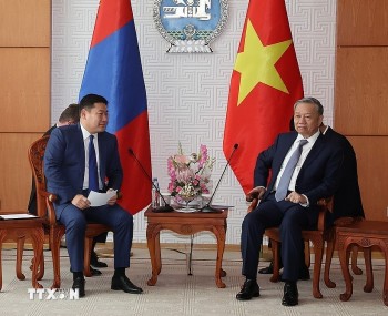 Chủ trương nhất quán của Việt Nam là coi trọng quan hệ hợp tác với Mông Cổ