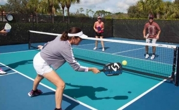 Doanh thu sản phẩm Pickleball trên 5 sàn thương mại điện tử tăng 'chóng mặt', lên đến 149%