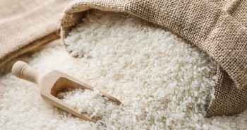 Giá gạo toàn cầu giảm ngay sau động thái nới lỏng hạn chế xuất khẩu gạo của Ấn Độ