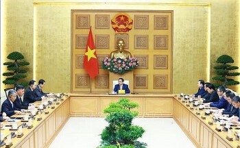 Thủ tướng Phạm Minh Chính tiếp Đại sứ Trung Quốc tại Việt Nam Hà Vĩ