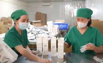 ''Đột phá