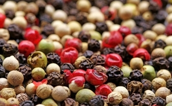 Giá xuất khẩu hồ tiêu vẫn ở mức cao do nguồn cung hạn chế