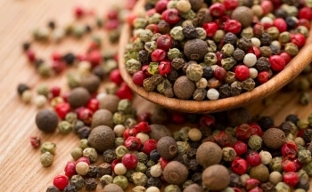 Dòng vốn dần chuyển dịch sang cà phê khiến giá hồ tiêu nội địa liên tiếp giảm