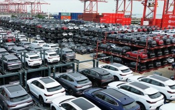 Lượng xe ô tô nhập khẩu vào Việt Nam tăng mạnh trong 9 tháng