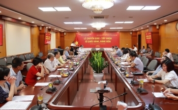 Lễ chuyển giao, tiếp nhận tổ chức đảng, đảng viên về trực thuộc các quận ủy thuộc Thành ủy Hà Nội