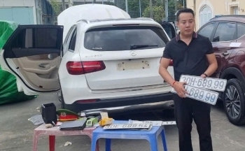 Hải Phòng: Bắt khẩn cấp ‘đại gia’ giả danh công an, đi ô tô biển số giả siêu vip