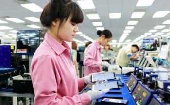 9 tháng năm 2024, Việt Nam thu về gần 42 tỷ USD từ xuất khẩu điện thoại và linh kiện