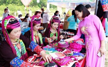 Quảng Ninh phát triển du lịch cộng đồng từ bản sắc văn hóa độc đáo