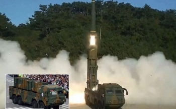 Hàn Quốc phóng tên lửa đạn đạo Hyunmoo-II về phía biển Hoàng Hải