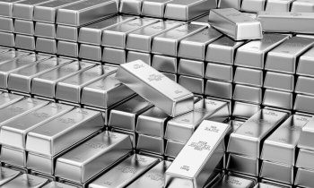 Giá bạc hôm nay 13/11/2024: Kim loại quý đỏ sàn, bạc giảm 2,66%