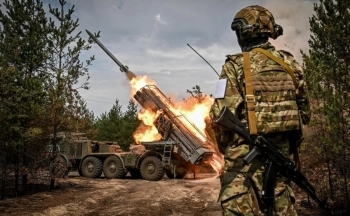 Chiến sự Nga-Ukraine ngày 15/11/2024: Cựu quan chức NATO nêu 3 nhượng bộ của Nga; ông Zelensky công bố kế hoạch mới