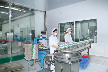 Tiếp tục đề xuất giảm 2% thuế: Trợ lực 'tiếp sức' cho doanh nghiệp, kích cầu nền kinh tế